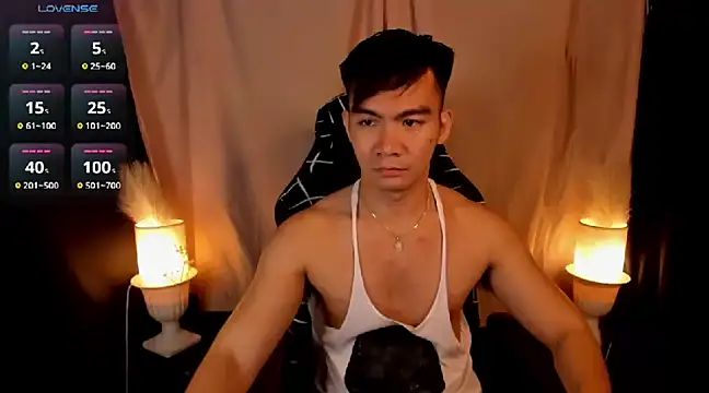 000batman000 online show from February 21, 2025, 10:28 am