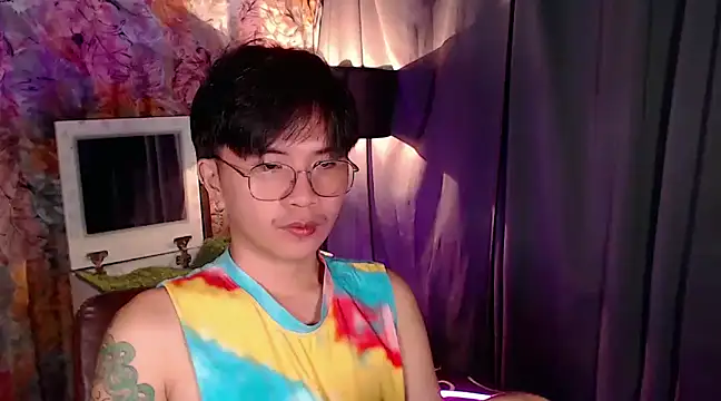 Sexy Handsome Drex online show from January 10, 2025, 11:33 am