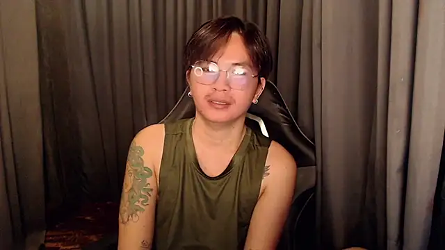 Sexy Handsome Drex online show from October 12, 2025, 5:50 am