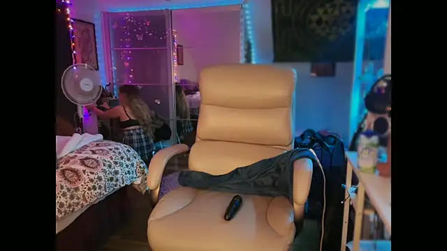 Snapshot of sage_love chatting on February 1, 2026, 2:43 am sage love online show from February 1, 2026, 2:43 am