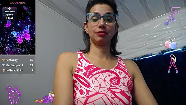 Eva-Williams online show from December 4, 2024, 3:54 pm