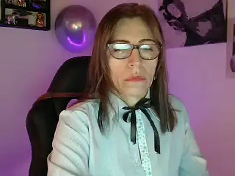 Snapshot of Chayla_Ruiz chatting on March 3, 2025, 6:22 pm Chayla Ruiz online show from March 3, 2025, 6:22 pm