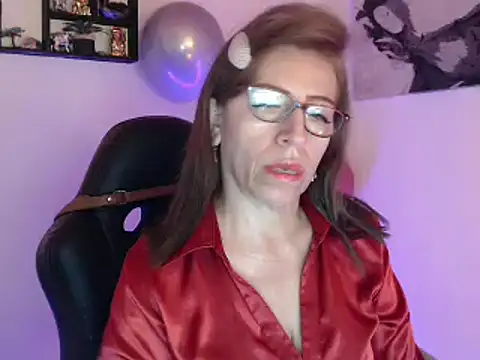 Snapshot of Chayla_Ruiz chatting on March 11, 2025, 1:56 pm Chayla Ruiz online show from March 11, 2025, 1:56 pm