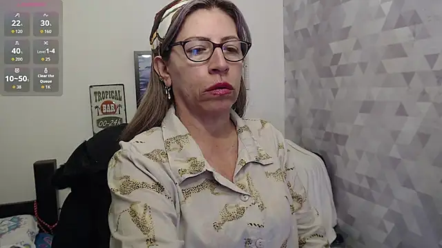 Snapshot of Chayla_Ruiz chatting on September 15, 2025, 9:26 pm Chayla Ruiz online show from September 15, 2025, 9:26 pm