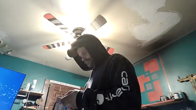 Snapshot of charactrzero chatting on February 10, 2026, 9:52 pm charactrzero online show from February 10, 2026, 9:52 pm