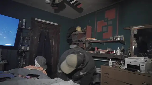 Snapshot of charactrzero chatting on February 17, 2026, 11:44 pm charactrzero online show from February 17, 2026, 11:44 pm