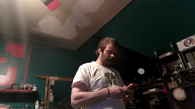 Snapshot of charactrzero chatting on February 28, 2026, 1:28 am charactrzero online show from February 28, 2026, 1:28 am