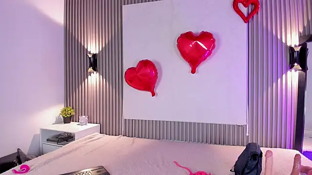 Snapshot of Zafiiraa chatting on February 15, 2026, 2:03 pm Zafiiraa online show from February 15, 2026, 2:03 pm