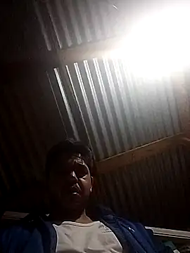 Snapshot of 12pf chatting on March 3, 2026, 2:18 am 12pf online show from March 3, 2026, 2:18 am