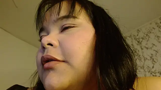 sexychubby    online show from October 9, 2025, 6:17 pm