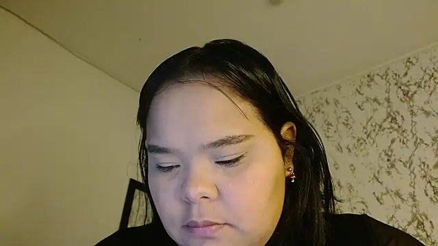 sexychubby    online show from October 14, 2025, 12:28 pm