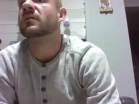 aroj95 online show from November 23, 2025, 3:01 pm