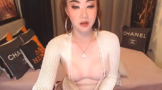 JustForCassie online show from March 9, 2025, 9:57 am