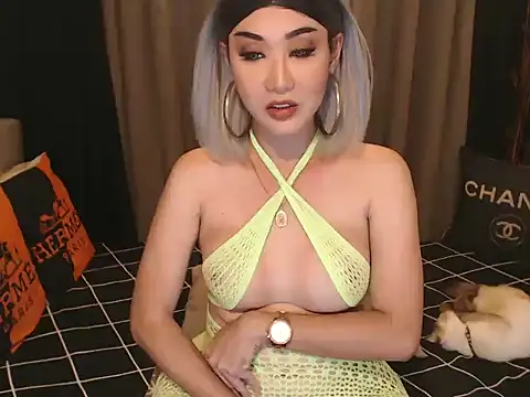 JustForCassie online show from November 6, 2025, 6:03 am