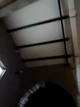 tiben11 online show from October 18, 2025, 4:37 am