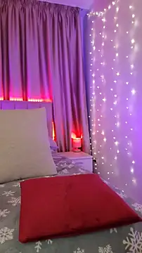 Larissa K online show from February 14, 2026, 7:32 pm