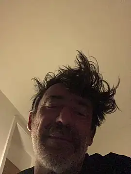 Snapshot of maxximere chatting on February 25, 2026, 11:36 pm maxximere online show from February 25, 2026, 11:36 pm