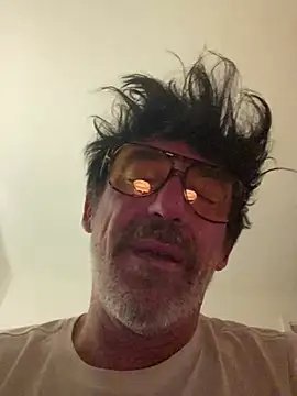 Snapshot of maxximere chatting on February 28, 2026, 10:11 pm maxximere online show from February 28, 2026, 10:11 pm