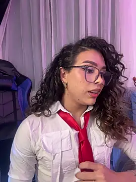 Snapshot of Samantha_Bernardo chatting on February 3, 2026, 3:37 am Samantha Bernardo online show from February 3, 2026, 3:37 am