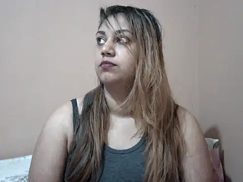 bellachow10 online show from December 21, 2025, 9:49 am