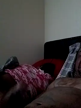 Snapshot of yellowwetfox chatting on October 25, 2025, 1:40 pm yellowwetfox online show from October 25, 2025, 1:40 pm