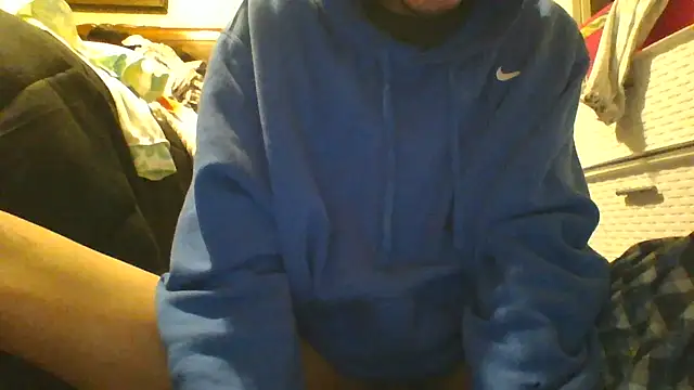 Snapshot of hottboyy45 chatting on October 30, 2025, 3:02 pm hottboyy45 online show from October 30, 2025, 3:02 pm