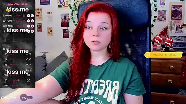 Snapshot of StellaMilla chatting on January 28, 2025, 4:29 am StellaMilla online show from January 28, 2025, 4:29 am