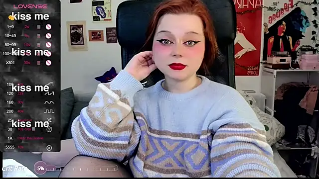 Snapshot of StellaMilla chatting on February 17, 2025, 12:32 am StellaMilla online show from February 17, 2025, 12:32 am