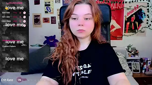 Snapshot of StellaMilla chatting on March 21, 2025, 1:56 am StellaMilla online show from March 21, 2025, 1:56 am