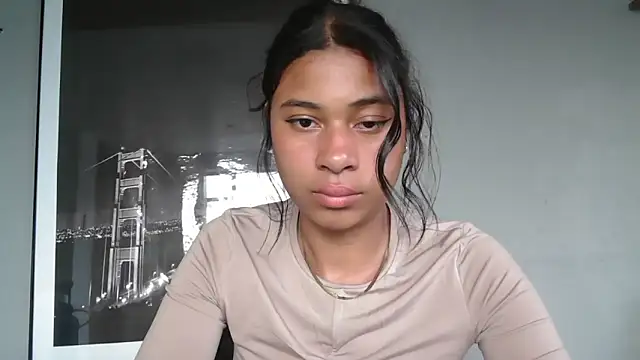 dark enchantress  online show from February 3, 2026, 9:53 pm