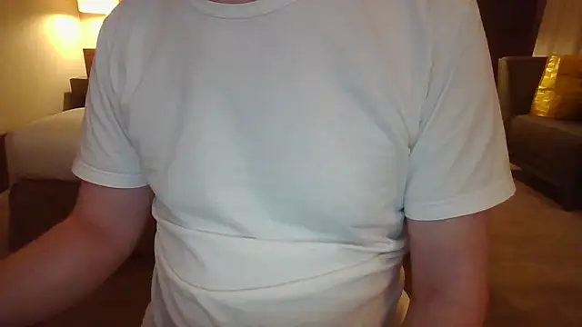 Snapshot of alessexxx24 chatting on February 5, 2025, 9:18 pm alessexxx24 online show from February 5, 2025, 9:18 pm