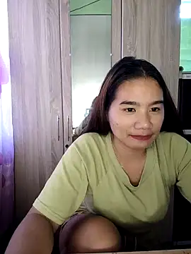 Snapshot of Kissy07 chatting on February 4, 2025, 6:04 am Kissy07 online show from February 4, 2025, 6:04 am