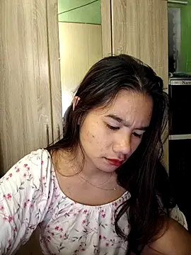 Snapshot of Kissy07 chatting on February 7, 2025, 8:31 pm Kissy07 online show from February 7, 2025, 8:31 pm