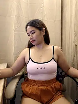 Snapshot of Kissy07 chatting on February 28, 2025, 7:26 am Kissy07 online show from February 28, 2025, 7:26 am