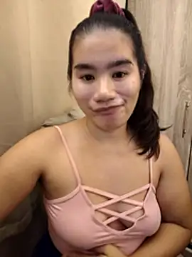 Snapshot of Kissy07 chatting on February 26, 2026, 11:31 am Kissy07 online show from February 26, 2026, 11:31 am