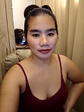 Snapshot of Kissy07 chatting on March 1, 2026, 12:07 pm Kissy07 online show from March 1, 2026, 12:07 pm