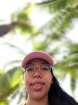 Snapshot of SheenaBrooke chatting on February 6, 2026, 4:50 am SheenaBrooke online show from February 6, 2026, 4:50 am