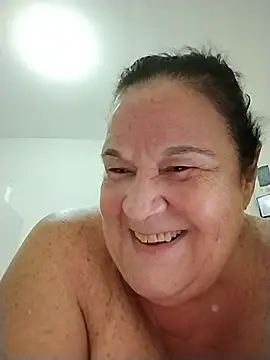 Snapshot of Yaya_Mineira chatting on February 19, 2026, 1:56 am Yaya Mineira online show from February 19, 2026, 1:56 am