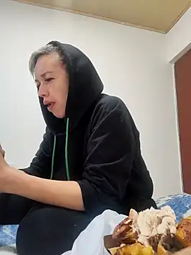 Snapshot of sexymarilyncolombia chatting on March 15, 2025, 10:22 pm sexymarilyncolombia online show from March 15, 2025, 10:22 pm