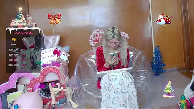 Skinygirl online show from December 21, 2025, 6:59 pm