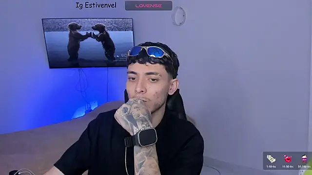 Snapshot of steve_latin chatting on February 1, 2026, 2:04 pm steve latin online show from February 1, 2026, 2:04 pm