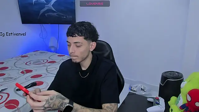 Snapshot of steve_latin chatting on February 13, 2026, 1:40 pm steve latin online show from February 13, 2026, 1:40 pm