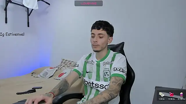 Snapshot of steve_latin chatting on February 22, 2026, 2:24 am steve latin online show from February 22, 2026, 2:24 am