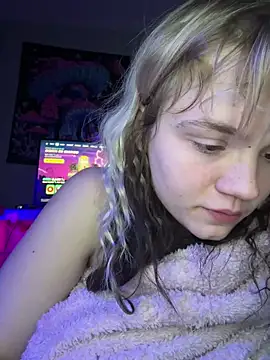 Cutiepiespanks online show from February 3, 2026, 6:40 am