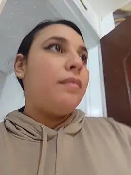 LizzRouse online show from February 15, 2026, 12:36 pm