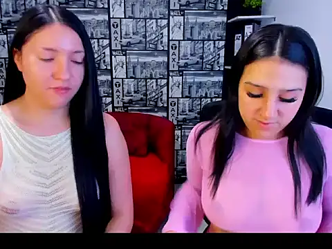 Snapshot of Isa_And_Natasha chatting on February 17, 2026, 12:12 pm Isa And Natasha online show from February 17, 2026, 12:12 pm