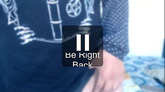 Snapshot of cosmicwind chatting on December 21, 2025, 6:48 pm cosmicwind online show from December 21, 2025, 6:48 pm