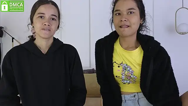 Snapshot of sexychanell_18 chatting on February 8, 2026, 1:25 pm sexychanell 18 online show from February 8, 2026, 1:25 pm