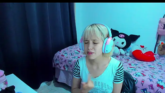 Akane-Mou online show from February 13, 2026, 2:40 am