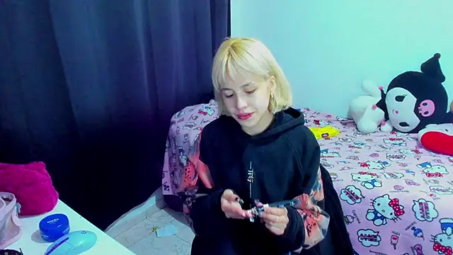 Akane-Mou online show from March 2, 2026, 4:14 am